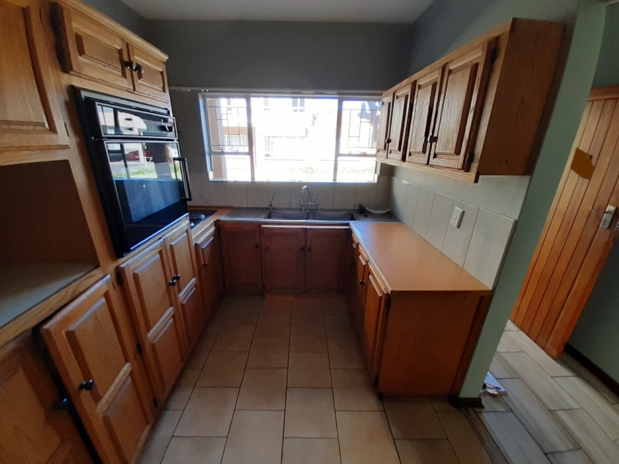 To Let 3 Bedroom Property for Rent in Potchefstroom North North West